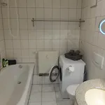 Friedrich Schiller, 2 Schlafzimmer, Balkon,kostenloses Wifi, Naehe Zentrum, דירה יינה
