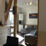 Friedrich Schiller, 2 Schlafzimmer, Balkon,kostenloses Wifi, Naehe Zentrum,