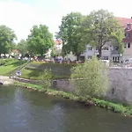 Ferienwohnung Friedrich Schiller, 2 Schlafzimmer, Balkon,kostenloses Wifi, Nahe Zentrum, Jena