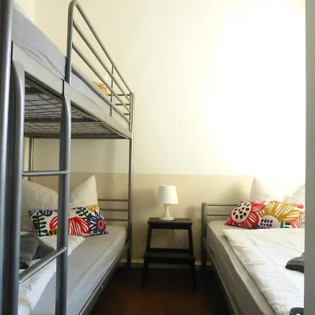 Friedrich Schiller, 2 Schlafzimmer, Balkon,kostenloses Wifi, Naehe Zentrum, * Iéna