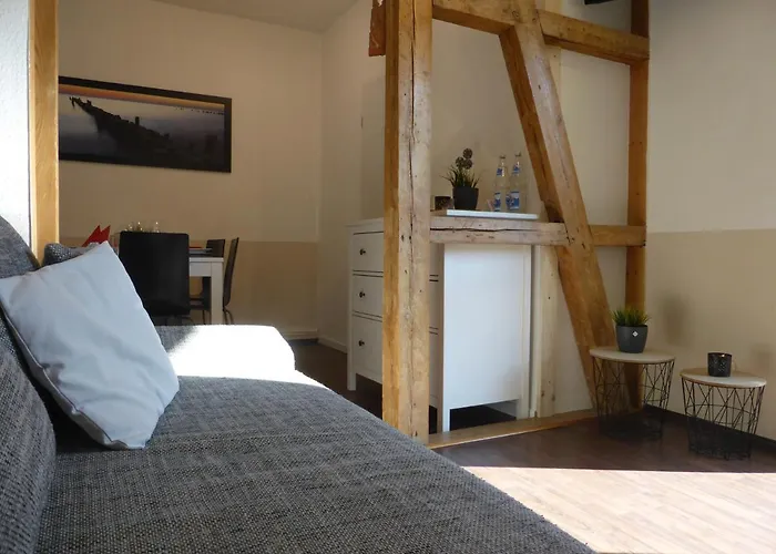 Friedrich Schiller, 2 Schlafzimmer, Balkon,kostenloses Wifi, Nähe Zentrum, * Jena
