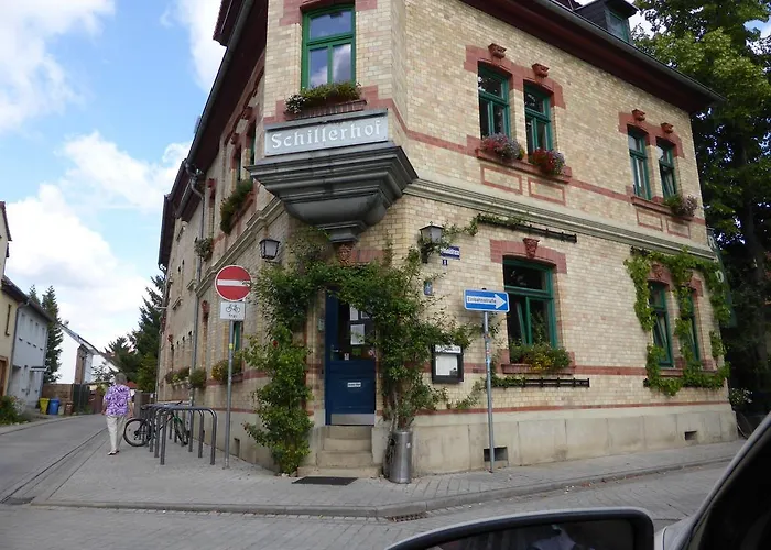 Friedrich Schiller, 2 Schlafzimmer, Balkon,kostenloses Wifi, Nähe Zentrum, *